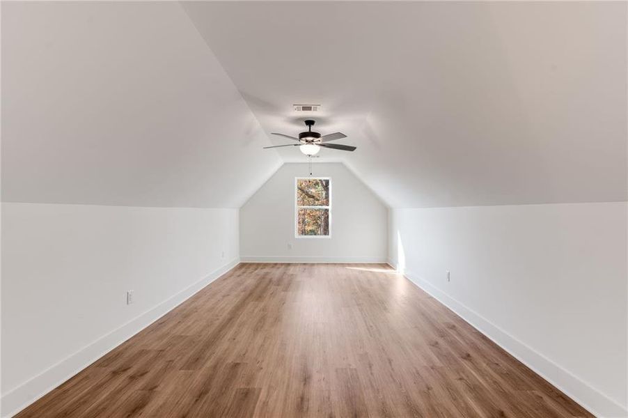 Spacious, unfurnished interior of a new home in , Dallas (Image 16).