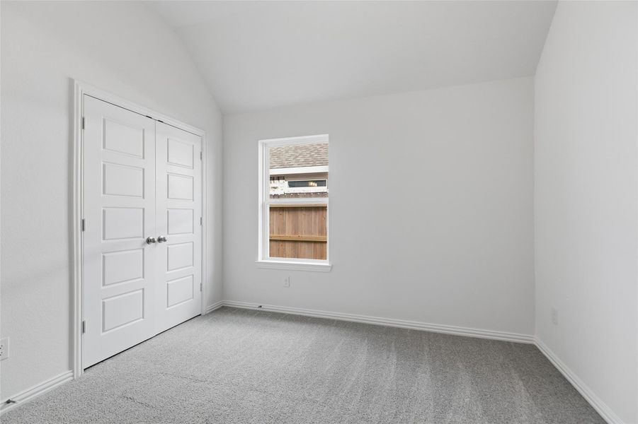 Spacious, unfurnished interior of a new home in Creekhaven, Iowa Colony (Image 20).