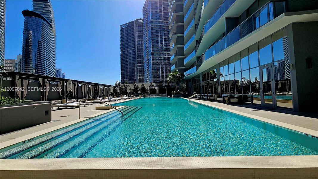 Condo located in Miami, FL showcasing its design and architecture (Image 17).