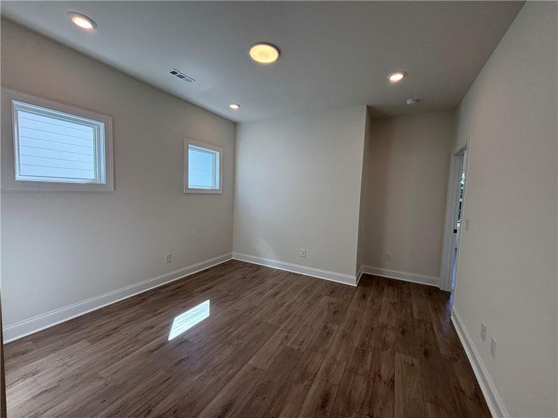 Spacious, unfurnished interior of a new home in Palisades Single Family, Cumming (Image 21).