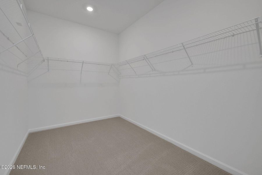 Spacious, unfurnished interior of a new home in Hyland Trail, Green Cove Springs (Image 22).