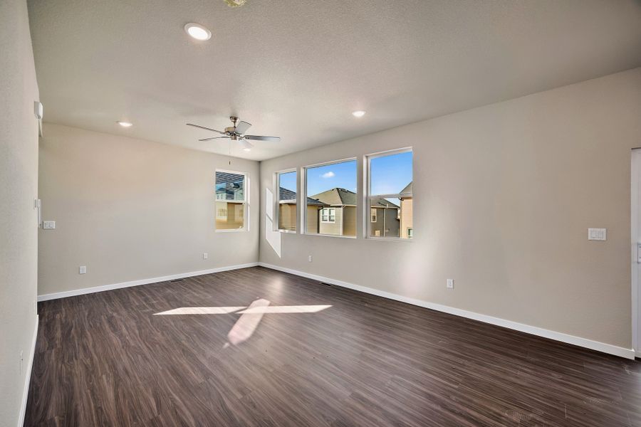 Spacious, unfurnished interior of a new home in Ridge at Lorson Ranch, Colorado Springs (Image 17).
