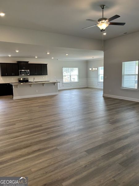 Spacious, unfurnished interior of a new home in Barrington Place, Macon (Image 3).
