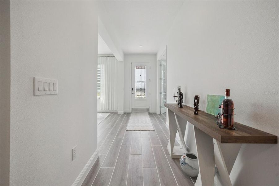 Furnished interior view inside a new home in , Mount Dora (Image 6).