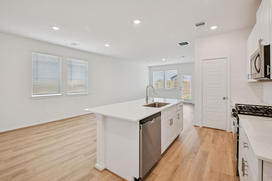 Furnished interior view inside a new home in Sanford Farms - Traditional Series, Waller (Image 6).