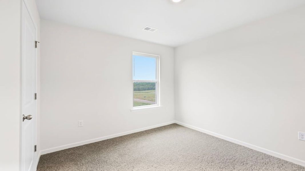 Spacious, unfurnished interior of a new home in Baxter Village, Boiling Springs (Image 27).