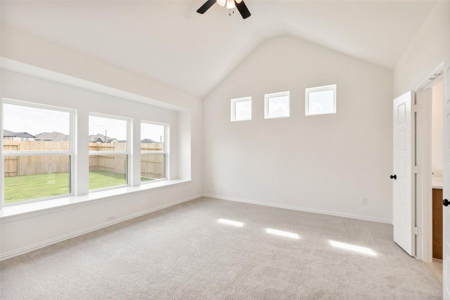 Spacious, unfurnished interior of a new home in Creekhaven, Iowa Colony (Image 20).