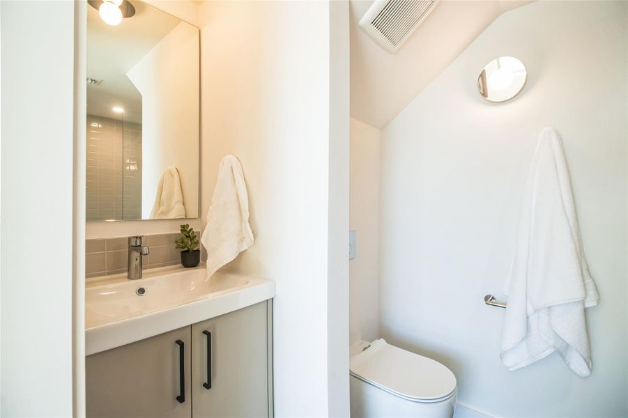 Furnished interior view inside a new home in , Austin (Image 12).