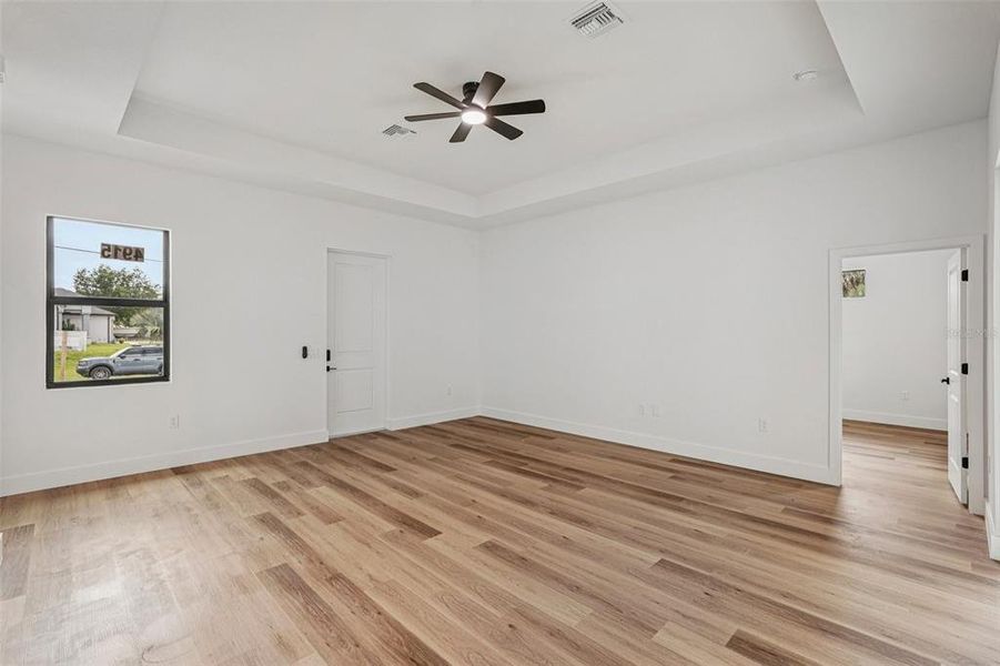 Spacious, unfurnished interior of a new home in , North Port (Image 27). Spacious, unfurnished interior of a new home in , North Port (Image 27).