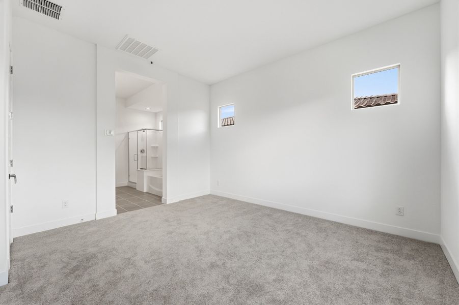 Representative unfurnished interior of a home built from the Bedford by Taylor Morrison in Combs Ranch, Queen Creek (Image 20). Representative unfurnished interior of a home built from the Bedford by Taylor Morrison in Combs Ranch, Queen Creek (Image 20).