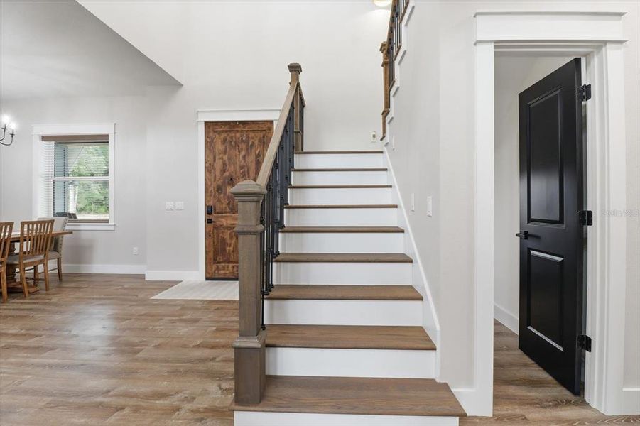 Image 81 of a home in .