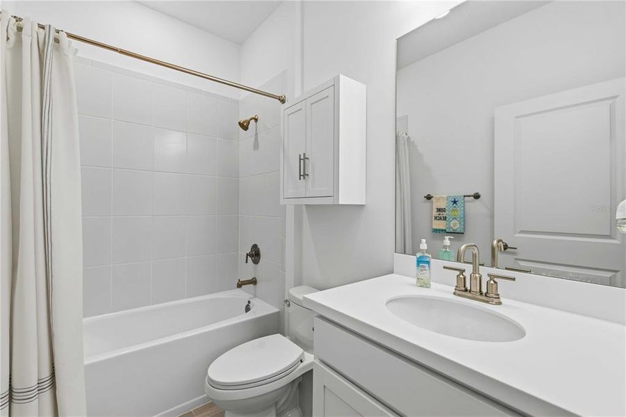 Furnished interior view inside a new home in , Port Charlotte (Image 33).