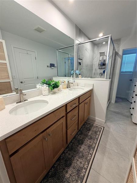 Furnished interior view inside a new home in , Winter Springs (Image 18).
