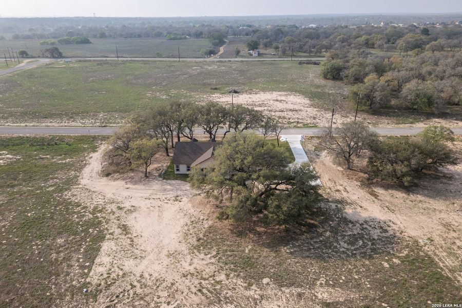 Natural landscape and outdoor views near  in Floresville (Image 40).