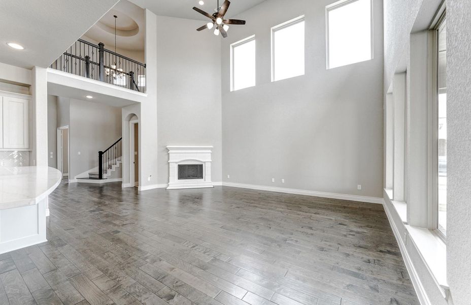 Spacious, unfurnished interior of a new home in Bridgeland 60′, Cypress (Image 30).