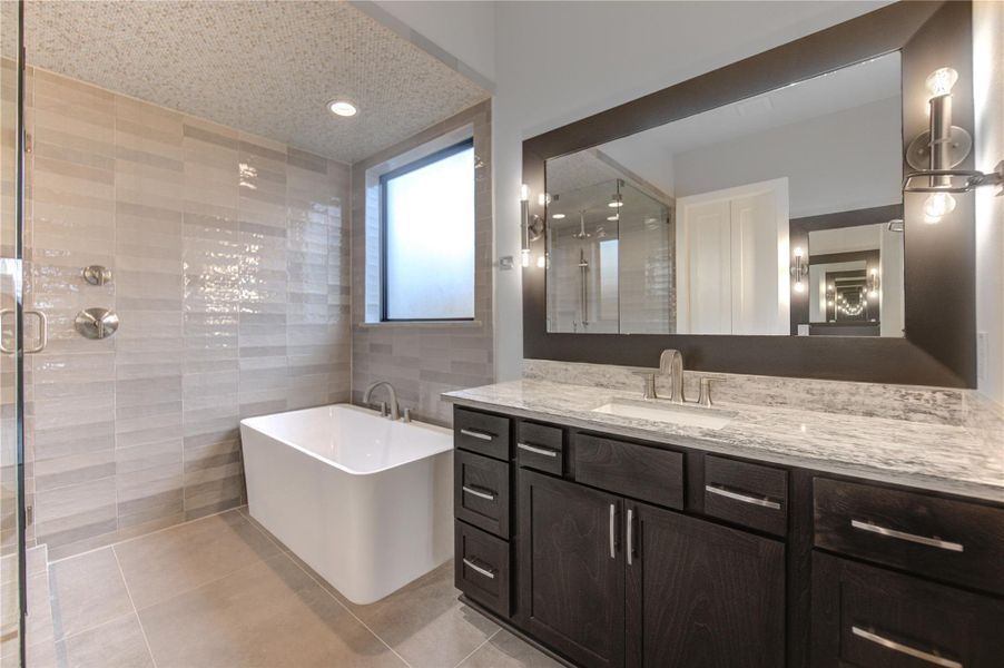 Furnished interior view inside a new home in Westview Terrace, Houston (Image 26). Furnished interior view inside a new home in Westview Terrace, Houston (Image 26).