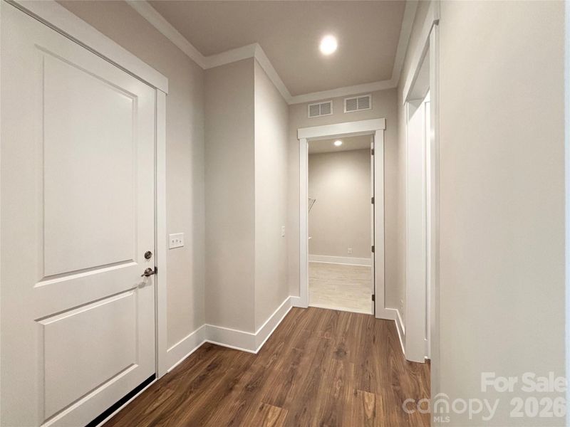 Spacious, unfurnished interior of a new home in Cumberland, Concord (Image 34).