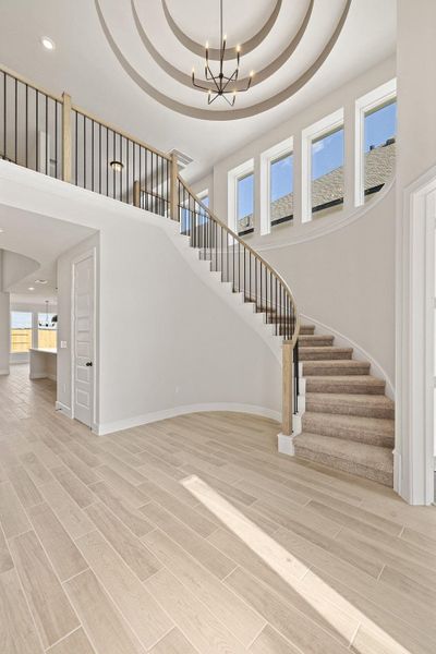 Spacious, unfurnished interior of a new home in Nolina, Georgetown (Image 30).