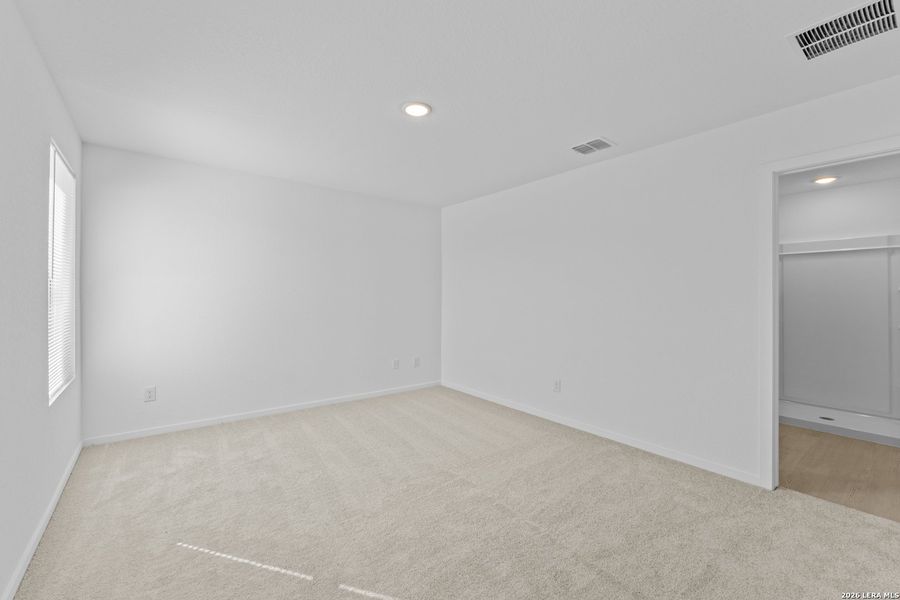 Spacious, unfurnished interior of a new home in Hidden Oasis, San Antonio (Image 21). Spacious, unfurnished interior of a new home in Hidden Oasis, San Antonio (Image 21).