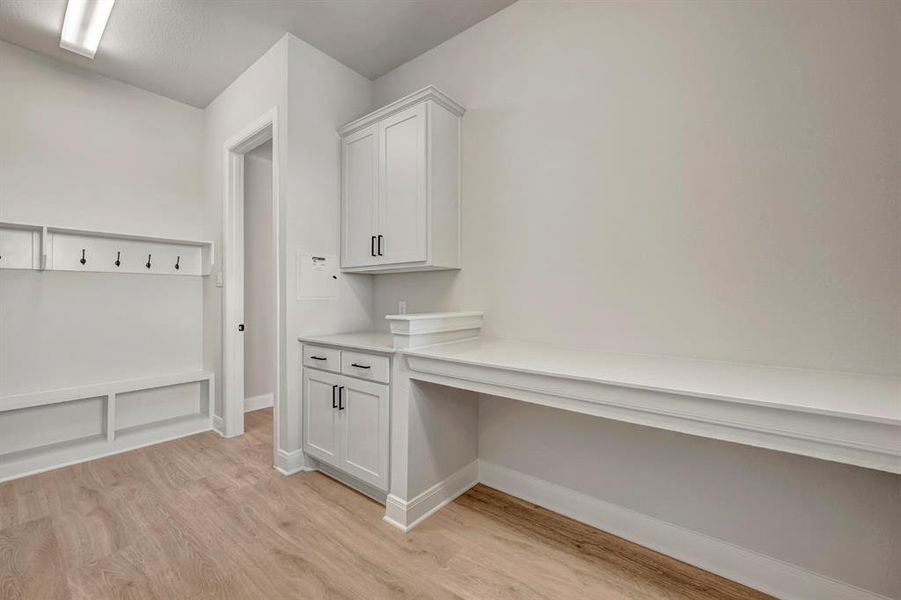 Furnished interior view inside a new home in Northshore at Lakewood Village - Garden Series, Lakewood Village (Image 10). Furnished interior view inside a new home in Northshore at Lakewood Village - Garden Series, Lakewood Village (Image 10).