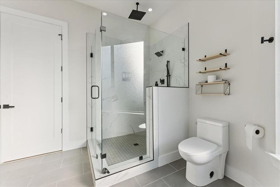 *All photos pictured are unit #101 in building 1512, Coloring/finishes will vary unit to unit. Other differences may be present*