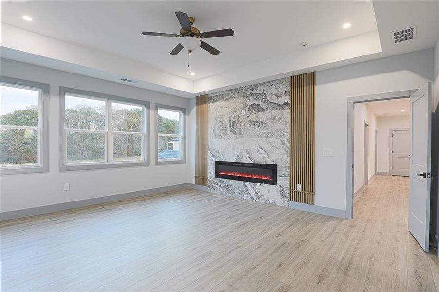 Spacious, unfurnished interior of a new home in , Maysville (Image 57).