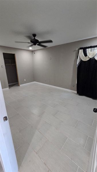 Spacious, unfurnished interior of a new home in , Cleveland (Image 7).