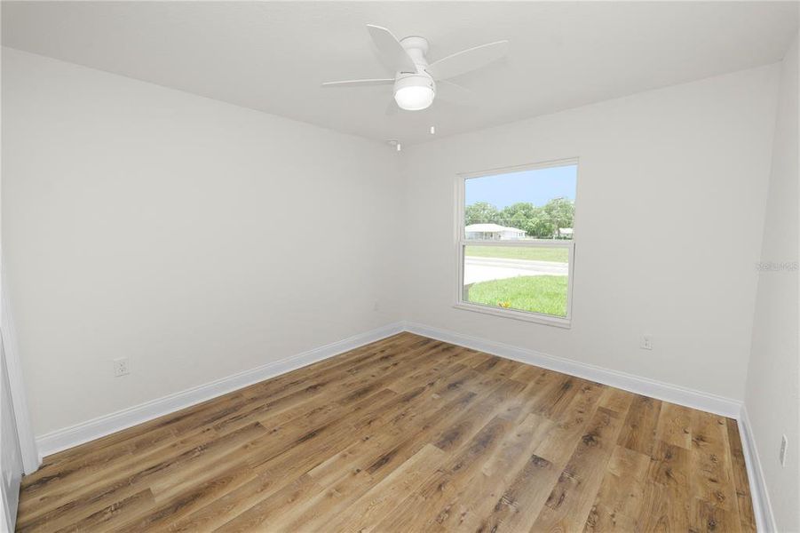 Spacious, unfurnished interior of a new home in , Eagle Lake (Image 22).