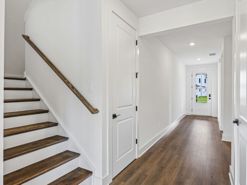 Spacious, unfurnished interior of a new home in Station Hill - Estate Series, Franklin (Image 9). Spacious, unfurnished interior of a new home in Station Hill - Estate Series, Franklin (Image 9).