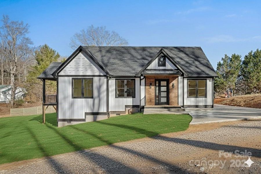 Virtually enhanced grass Virtually enhanced grass