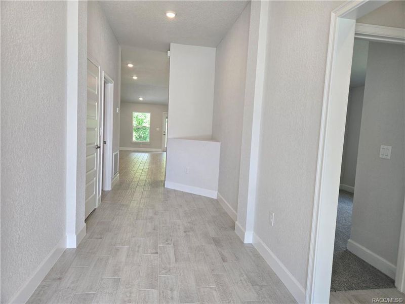 Spacious, unfurnished interior of a new home in Wyld Palms, Inverness (Image 11).