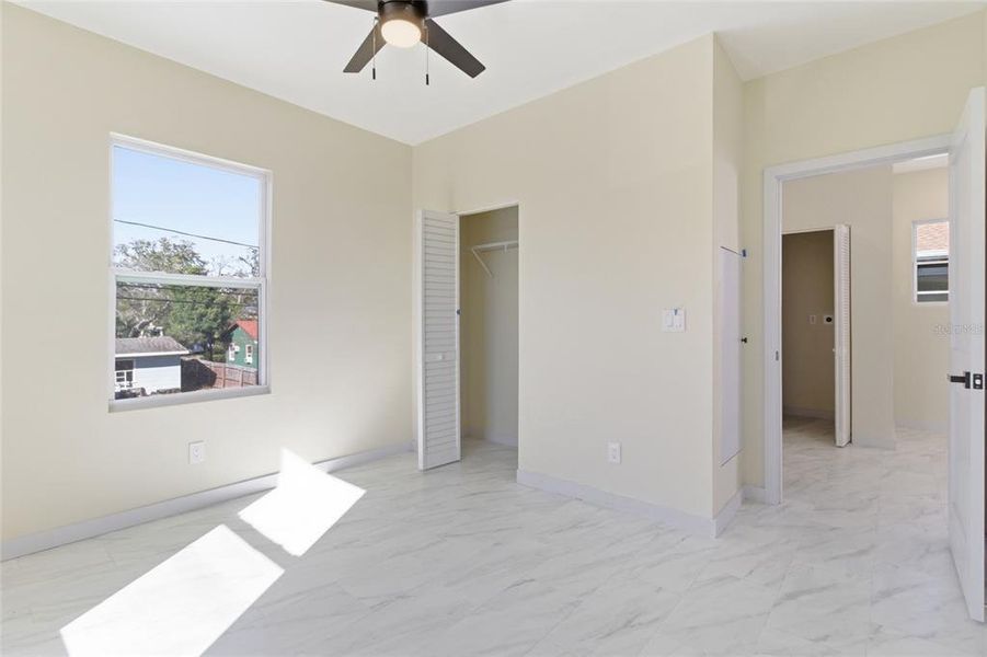 Spacious, unfurnished interior of a new home in , St. Petersburg (Image 37).