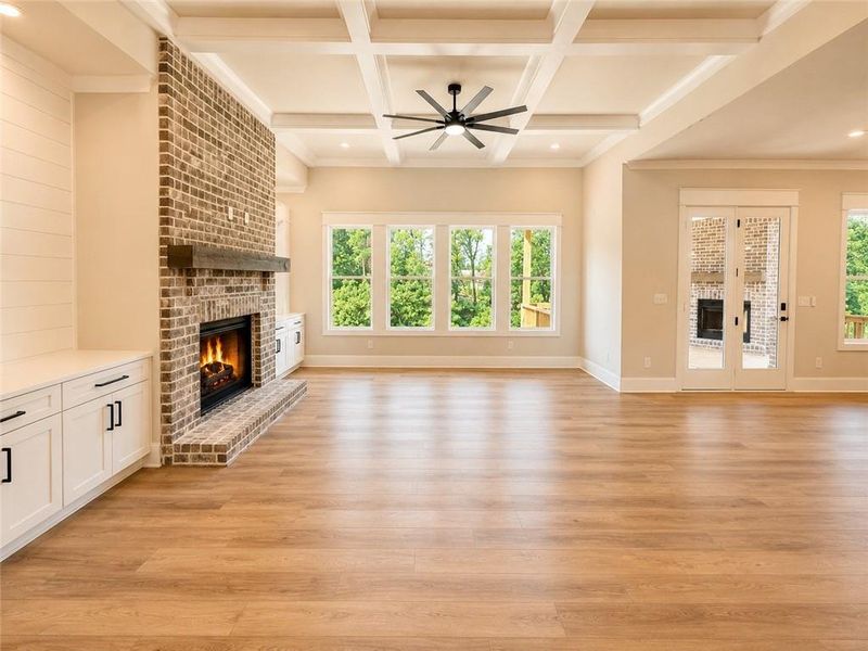 Spacious, unfurnished interior of a new home in , Jefferson (Image 27).