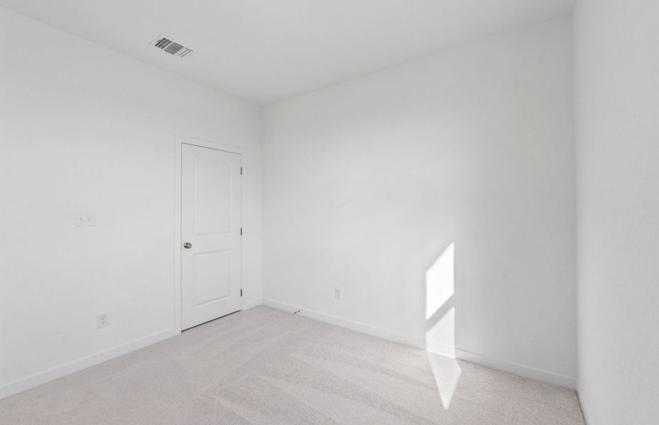 Spacious, unfurnished interior of a new home in Alto, San Marcos (Image 26).