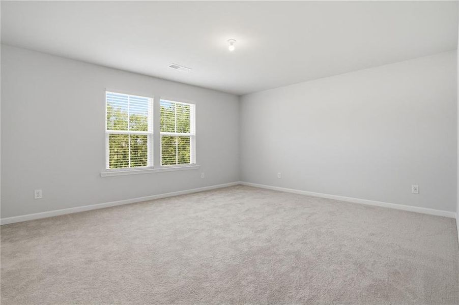 Spacious, unfurnished interior of a new home in Berkeley Mill, Cumming (Image 29).