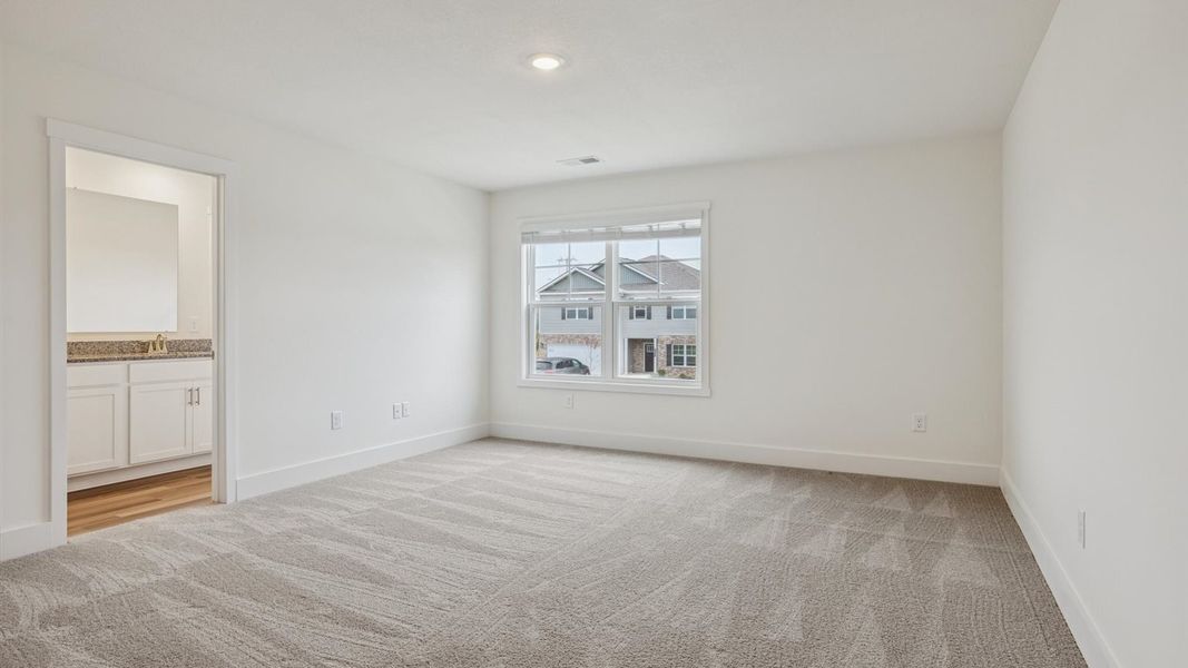 Spacious, unfurnished interior of a new home in Millstone Village, Morristown (Image 12). Spacious, unfurnished interior of a new home in Millstone Village, Morristown (Image 12).