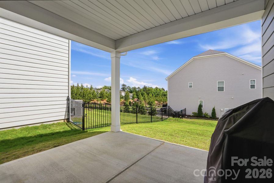 Exterior details and patio area of a home in , Charlotte (Image 4).