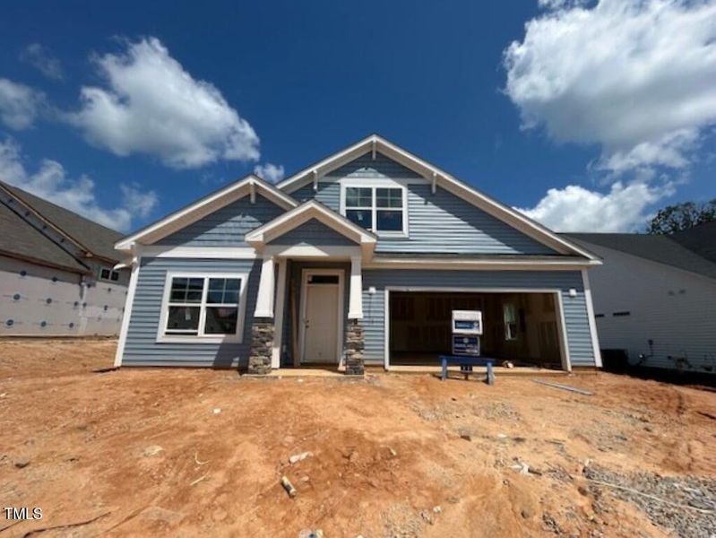 IMG_3908 (Medium) IMG_3908 (Medium)