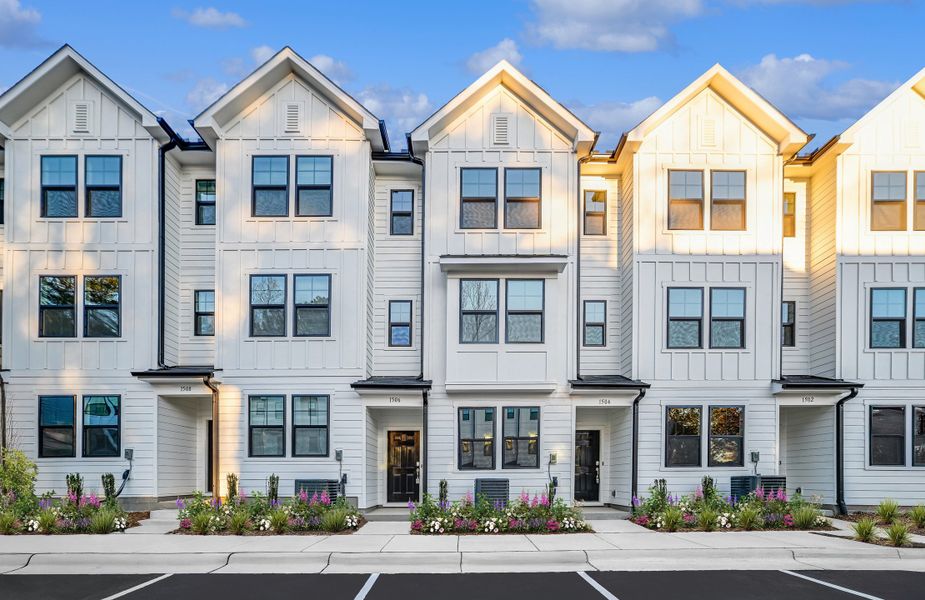 Image 13 of a home in Crescent Townes.