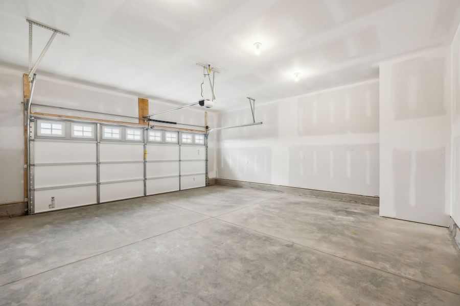 Image 50 of a home in Willow Landing.