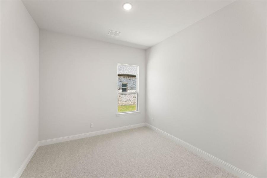 Spacious, unfurnished interior of a new home in Timberbrook, Justin (Image 11). Spacious, unfurnished interior of a new home in Timberbrook, Justin (Image 11).