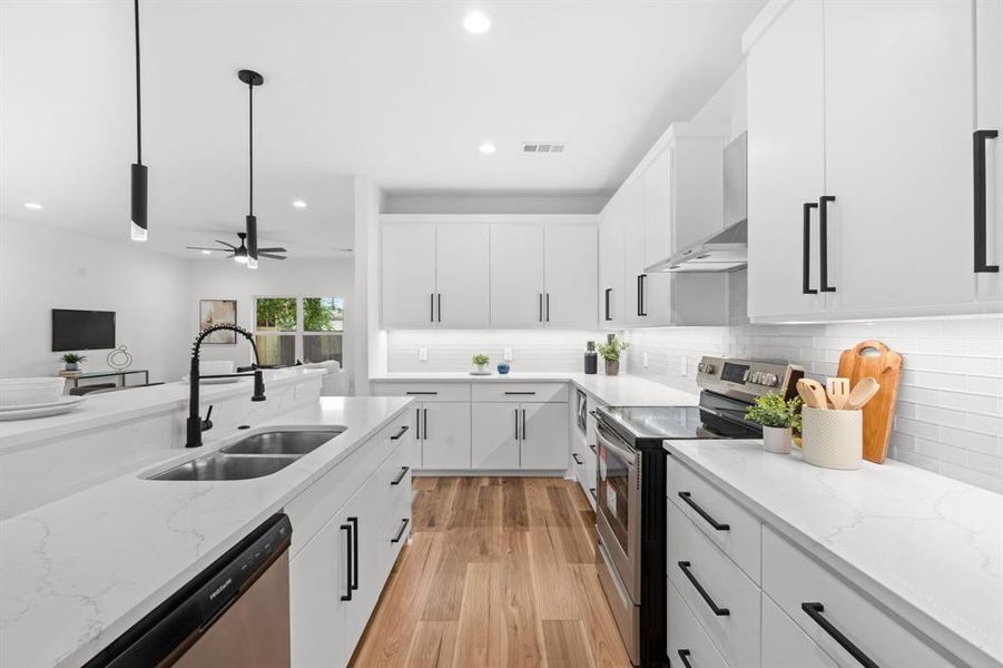 Furnished interior view inside a new home in , Dallas (Image 3). Furnished interior view inside a new home in , Dallas (Image 3).