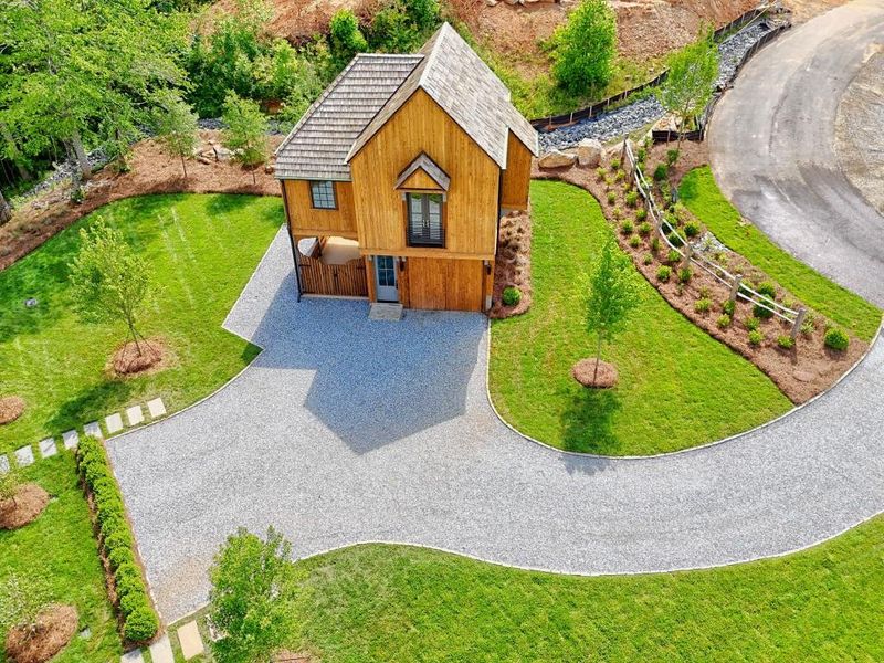 Community amenities in , Clarkesville (Image 31).
