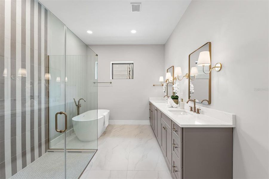 Furnished interior view inside a new home in , Orlando (Image 40).