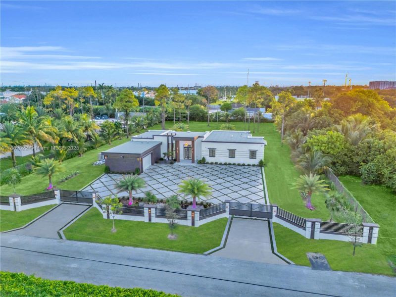 Image 40 of a home in .