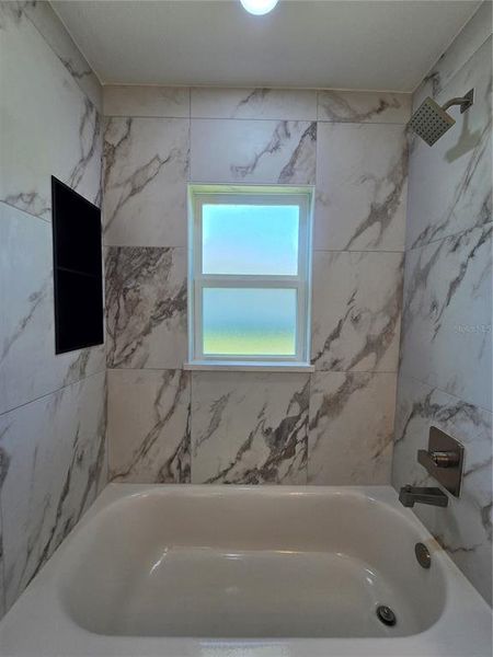 Close-up of interior finishes inside a home in , Ocklawaha (Image 13). Close-up of interior finishes inside a home in , Ocklawaha (Image 13).