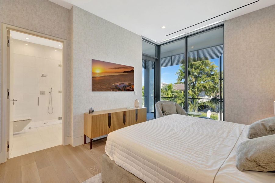 Furnished interior view inside a new home in , Fort Lauderdale (Image 8).