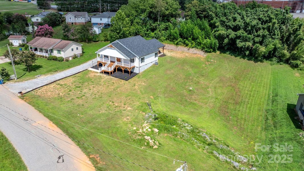 Image 21 of a home in .