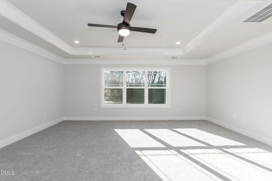 Spacious, unfurnished interior of a new home in Charlotte's Ridge, Middlesex (Image 24).
