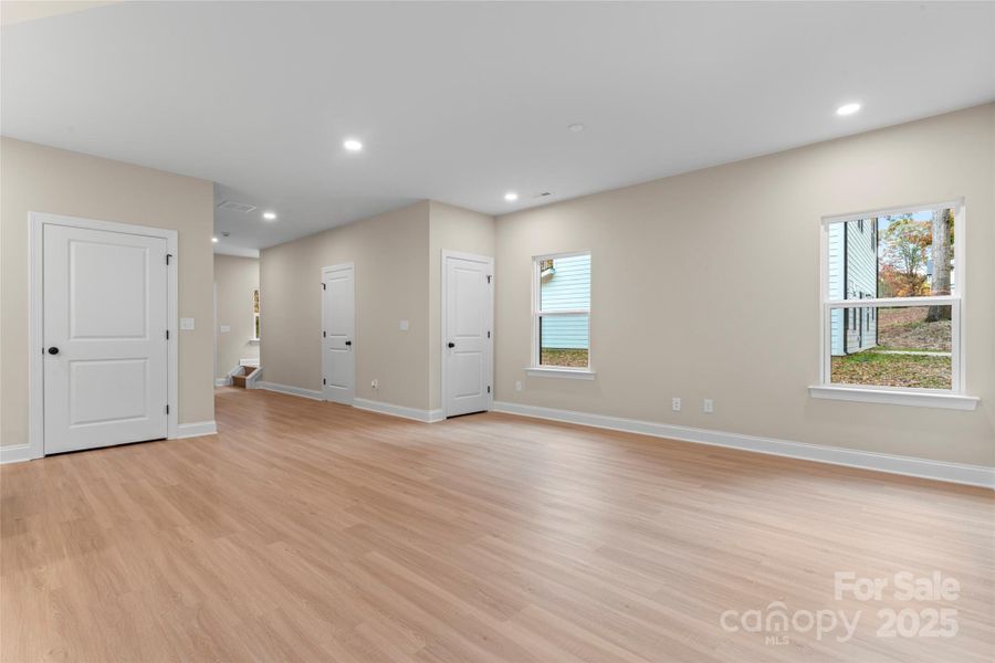Spacious, unfurnished interior of a new home in , Charlotte (Image 19).
